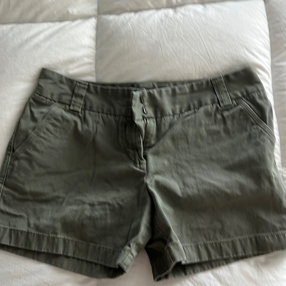 J Crew shorts - Picture 1 of 2